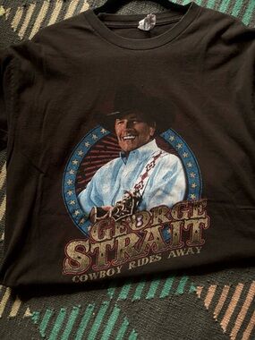 George Strait Graphic Short Sleeve Tee - Dark Brown XL
